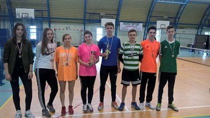 Turniej drużynowego tenisa stołowego w Sobolewie